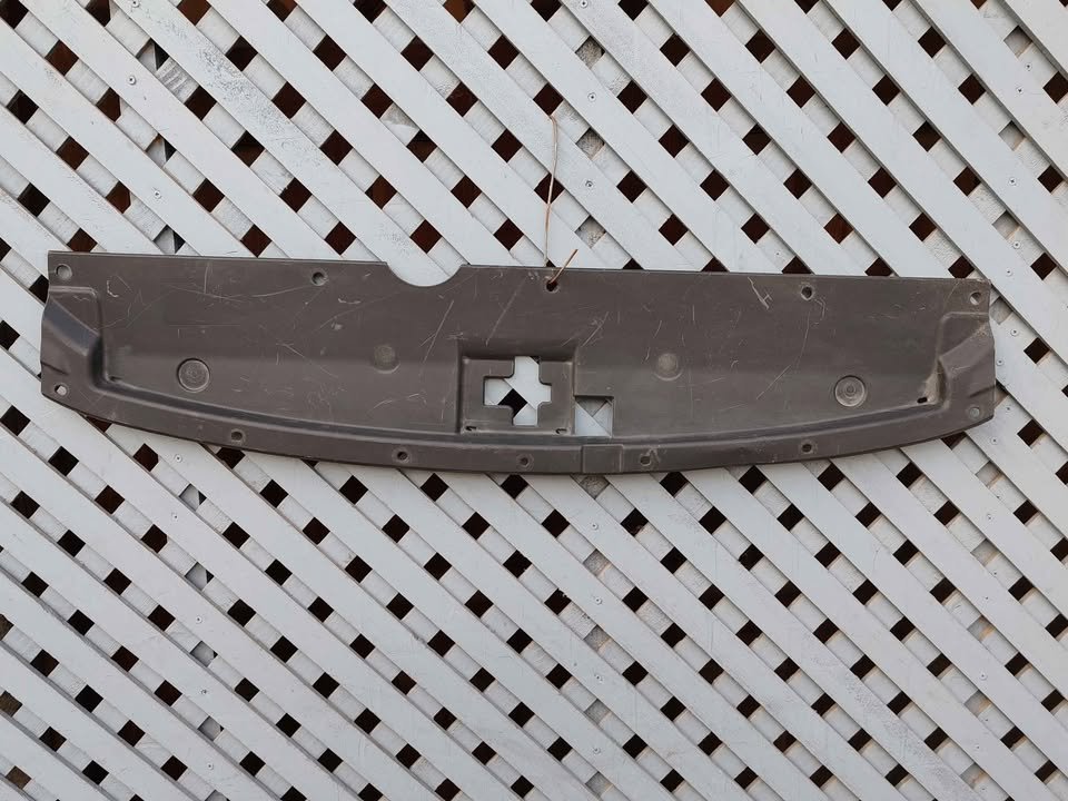 Cubre chapa frontal JAC JS4 2020 - 2024