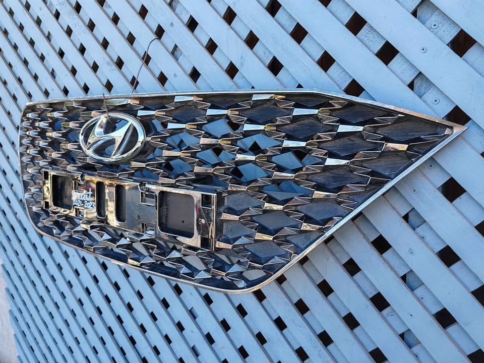 Mascara Hyundai Accent 2021 - 2023 - Imagen 3