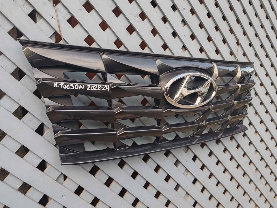 Máscara Hyundai Tucson 2022 - 2024 - Imagen 2