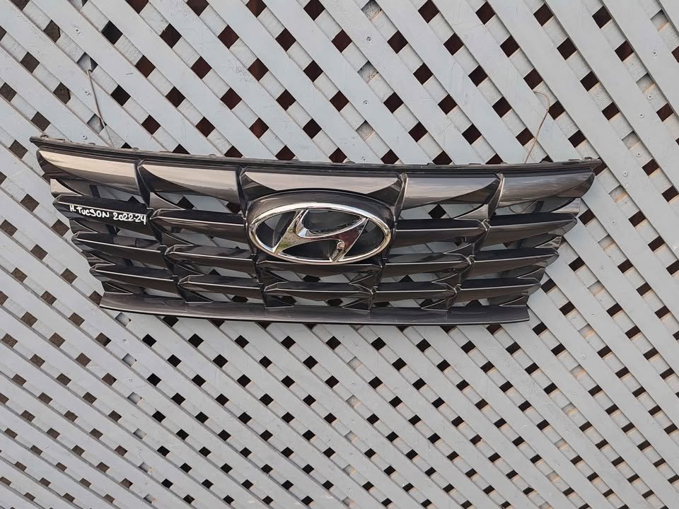 Máscara Hyundai Tucson 2022 - 2024 - Imagen 4