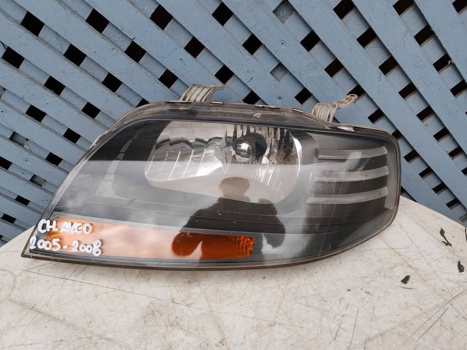 Óptico izquierdo Chevrolet Aveo 2005 - 2007