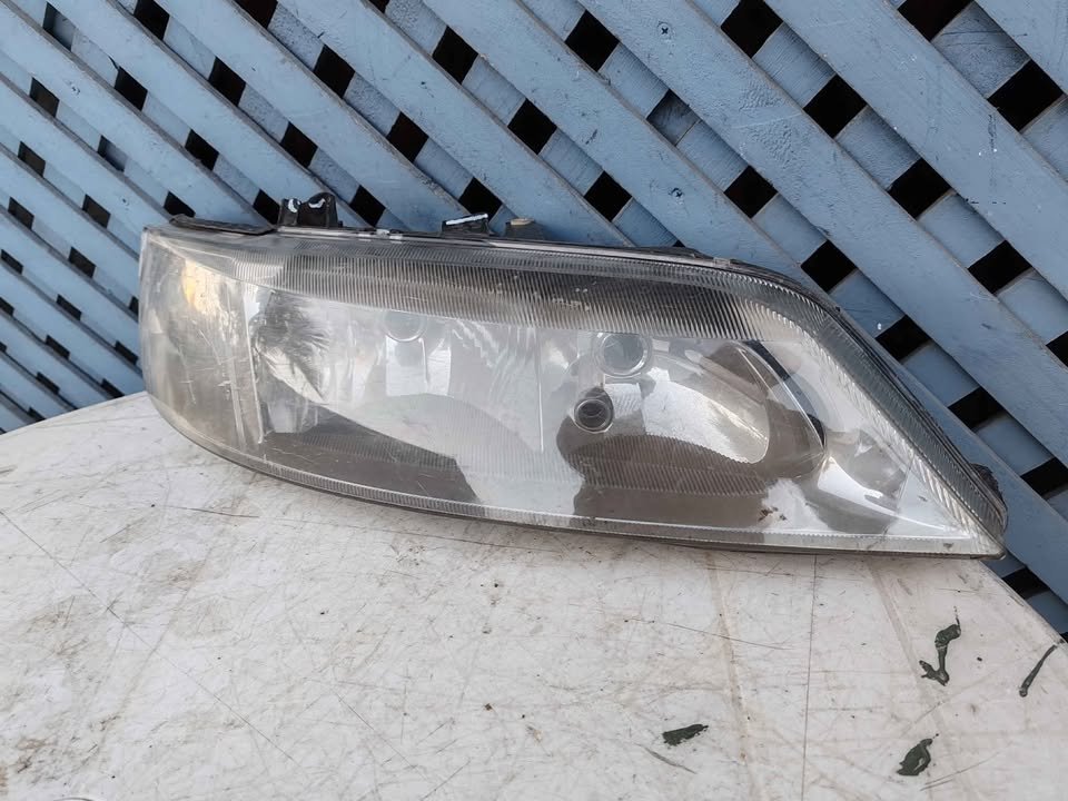 Óptico derecho Chevrolet Vectra 2000 - 2004 - Imagen 3