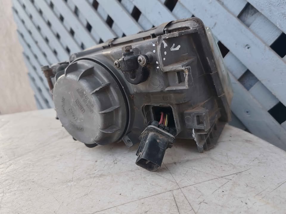 Óptico derecho Hyundai Sonata 1993 - 1996 - Imagen 5