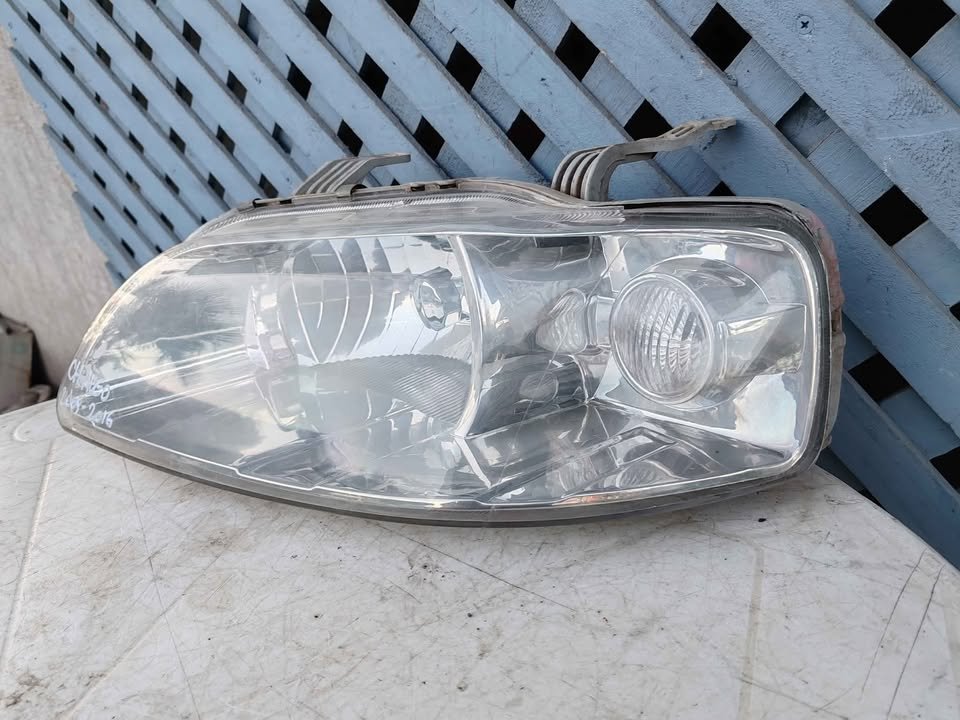 Óptico izquierdo Chevrolet Aveo 2003 - 2004 - Imagen 3