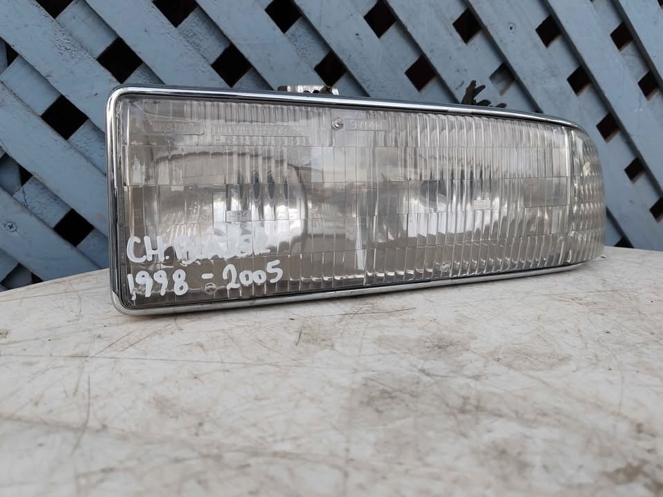 Óptico izquierdo Chevrolet Blazer 1998 - 2003 - Imagen 2