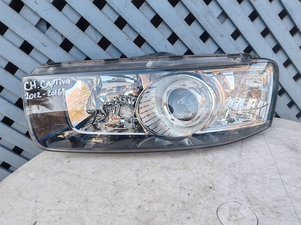 Óptico izquierdo Chevrolet Captiva 2012 - 2016