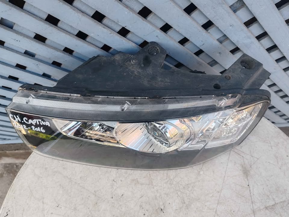 Óptico izquierdo Chevrolet Captiva 2012 - 2016 - Imagen 4
