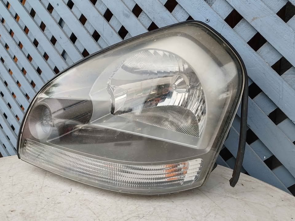Óptico izquierdo Hyundai Tucson 2005 - 2010 - Imagen 2
