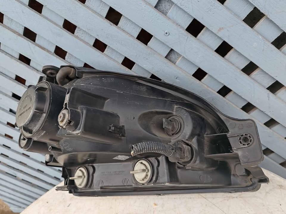 Óptico izquierdo Hyundai Tucson 2005 - 2010 - Imagen 5
