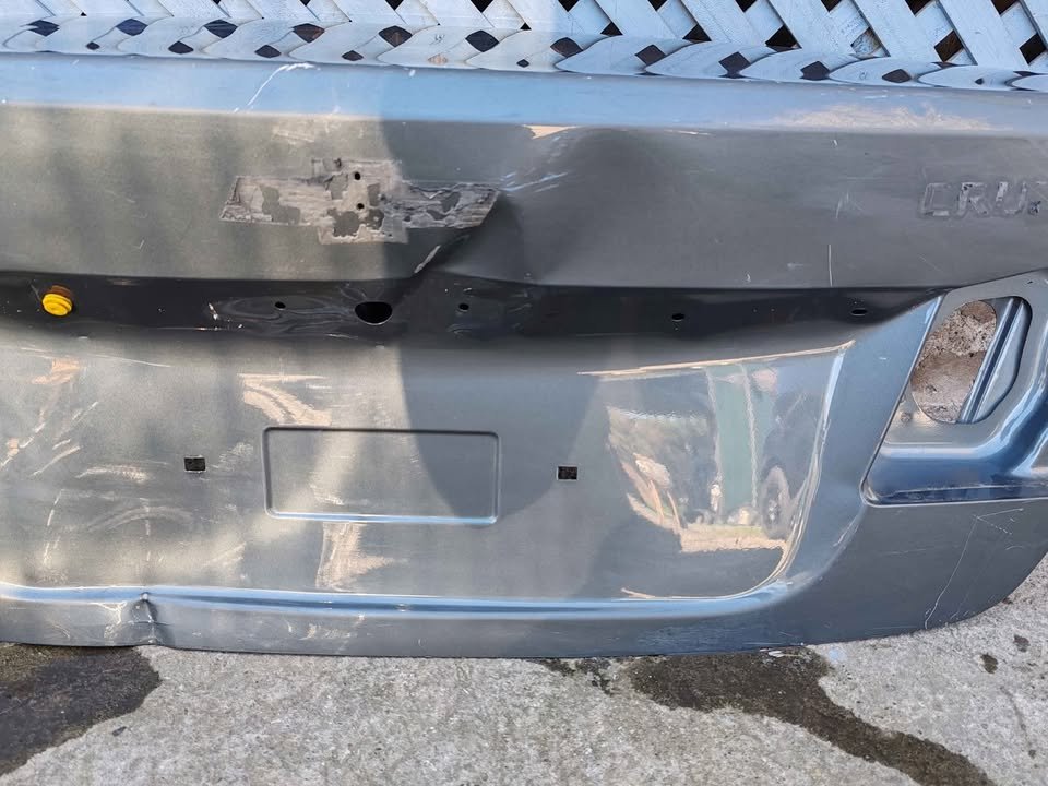 Tapa maleta Chevrolet Cruze 2011 - 2014 - Imagen 5