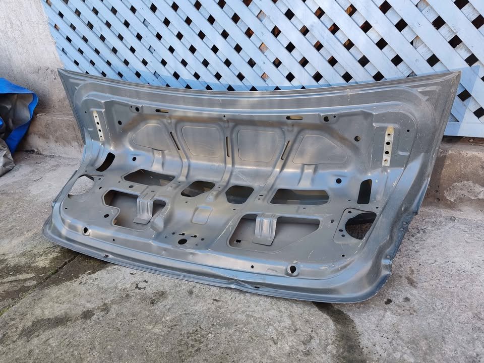 Tapa maleta Chevrolet Cruze 2011 - 2014 - Imagen 9