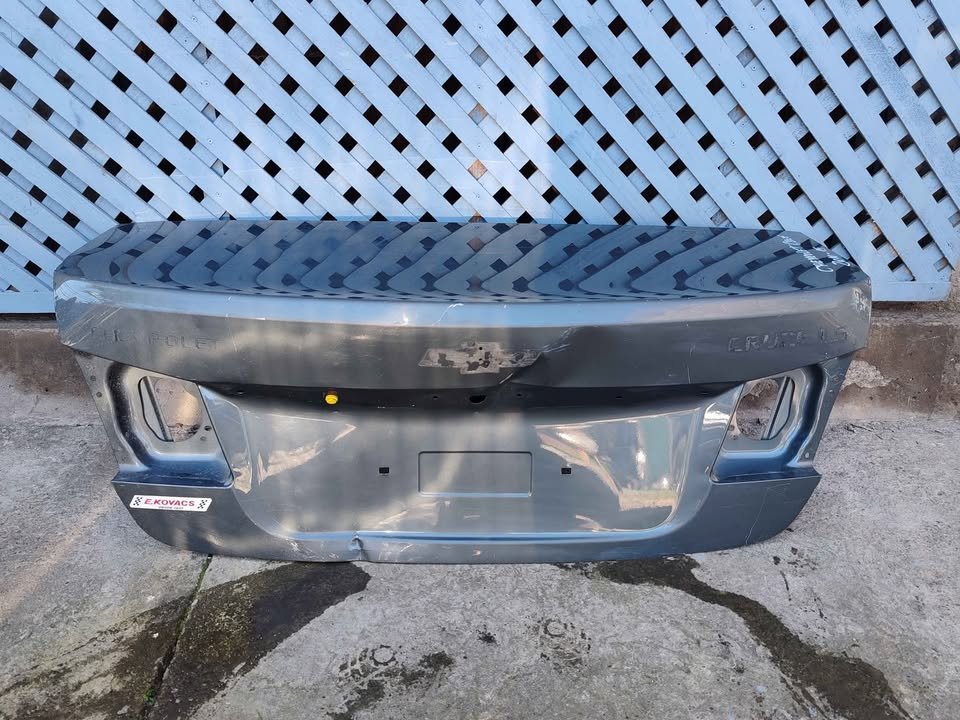 Tapa maleta Chevrolet Cruze 2011 - 2014