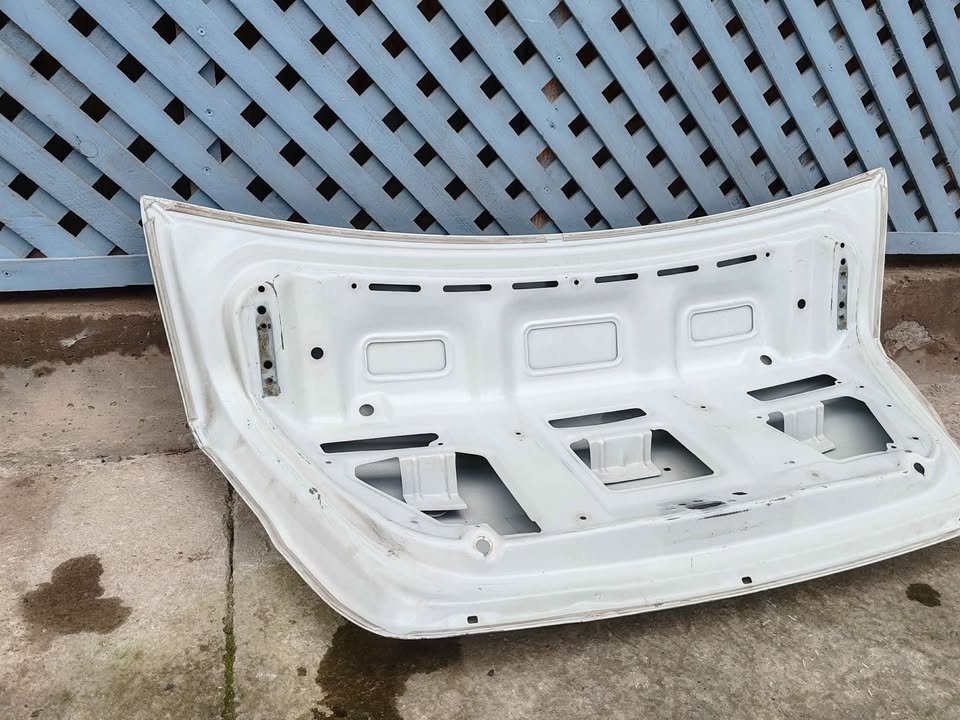 Tapa maleta Chevrolet Sail 2011 - 2016 - Imagen 7
