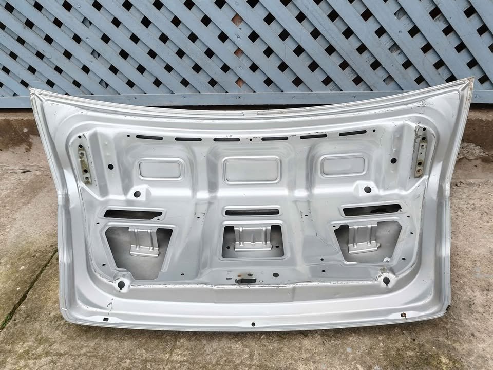 Tapa maleta Chevrolet Sail 2011 - 2016 - Imagen 8