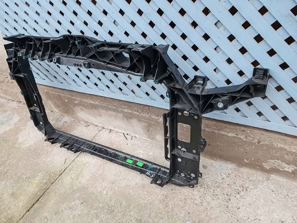 Frontal Mahindra XUV300 2023 - 2025 - Imagen 5
