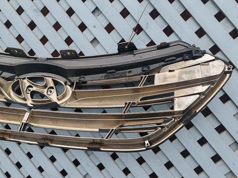 Mascara Hyundai Santa Fe 2016 - 2018 - Imagen 9