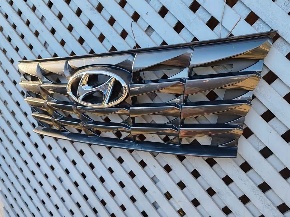 Máscara Hyundai Tucson 2022 - 2024 - Imagen 3