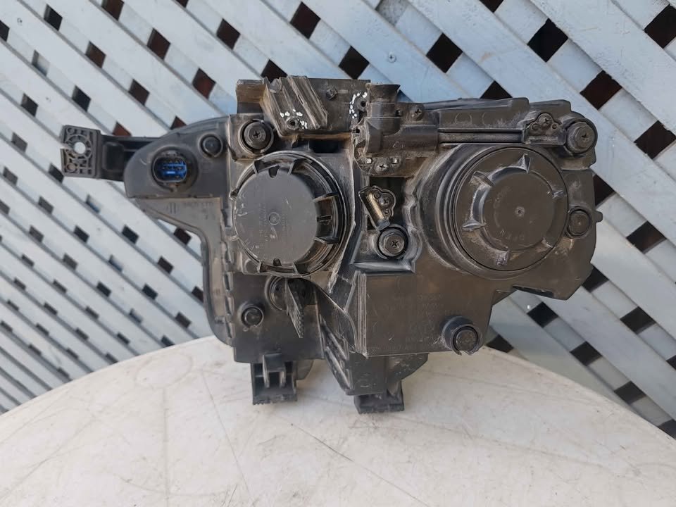 Óptico derecho Hyundai Accent 2024 - 2025 - Imagen 8