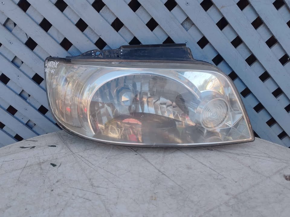 Óptico derecho Hyundai Matrix 2002 - 2004