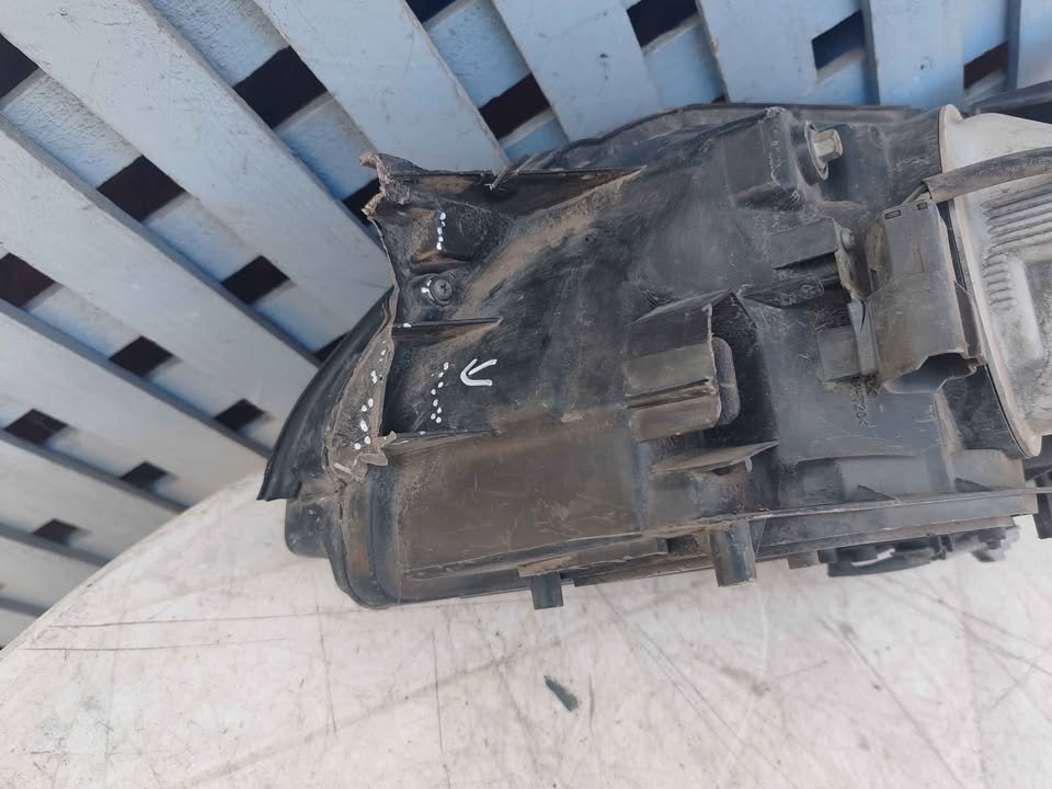 Óptico derecho Subaru Outback 2002 - 2003 - Imagen 7