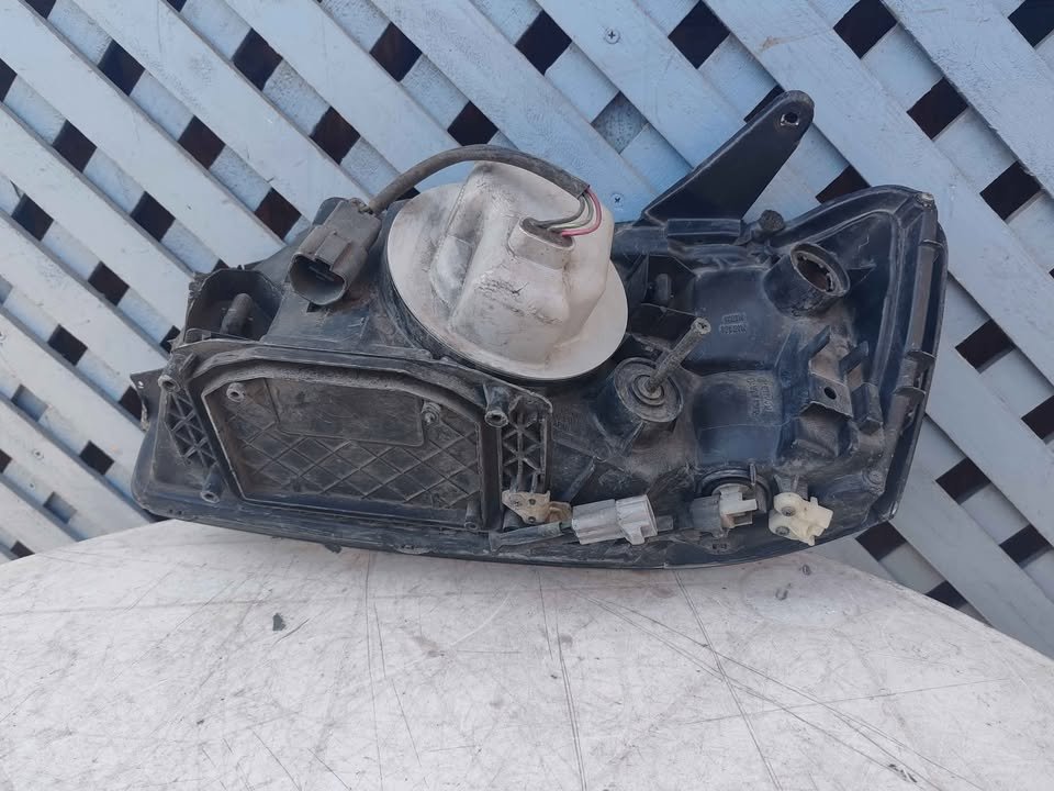Óptico derecho Subaru Outback 2002 - 2003 - Imagen 8