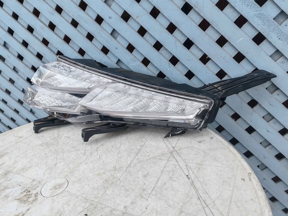 Óptico izquierdo Hyundai Creta 2024 - 2025 - Imagen 2