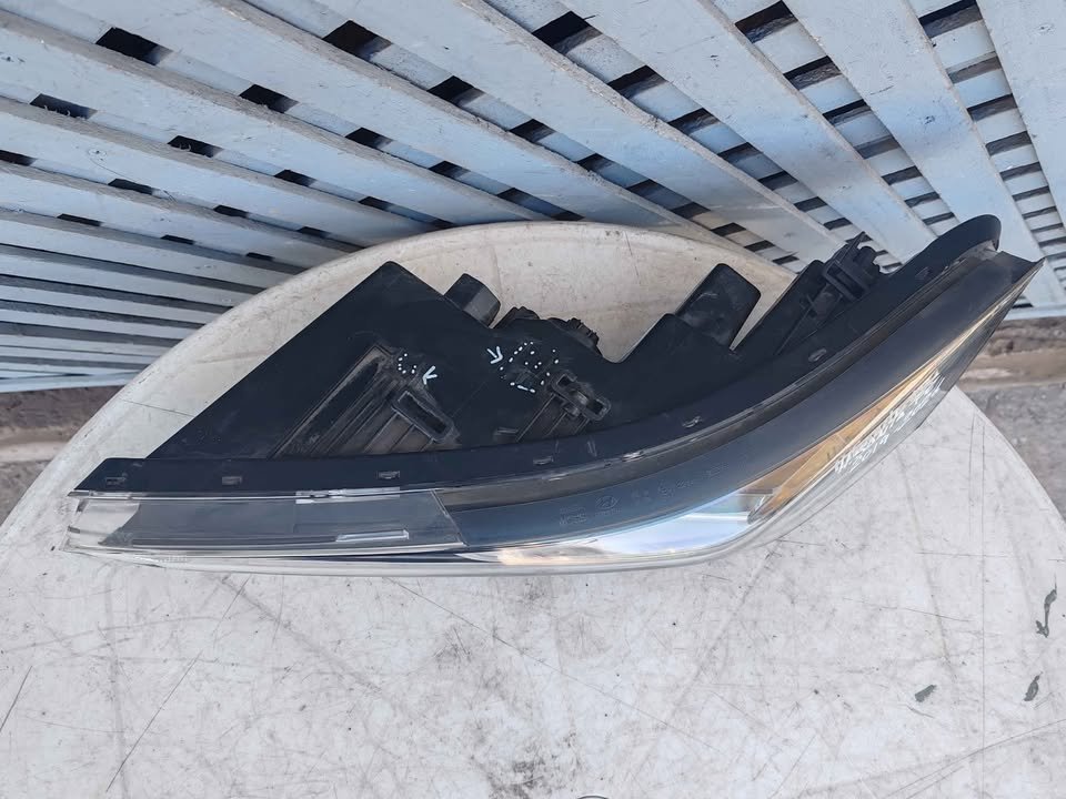 Óptico izquierdo Hyundai Santa Fe 2019 - 2021 - Imagen 5