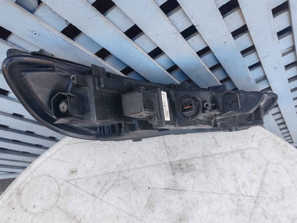 Óptico izquierdo Hyundai Santa Fe 2019 - 2021 - Imagen 8
