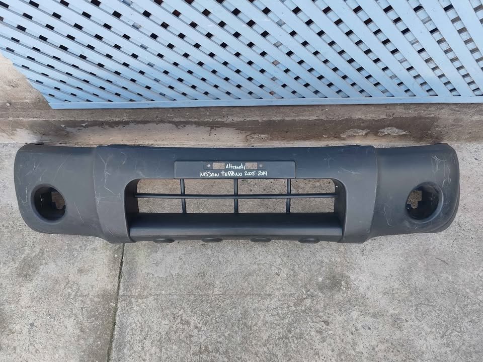 Parachoque delantero Nissan Terrano 2005 - 2014