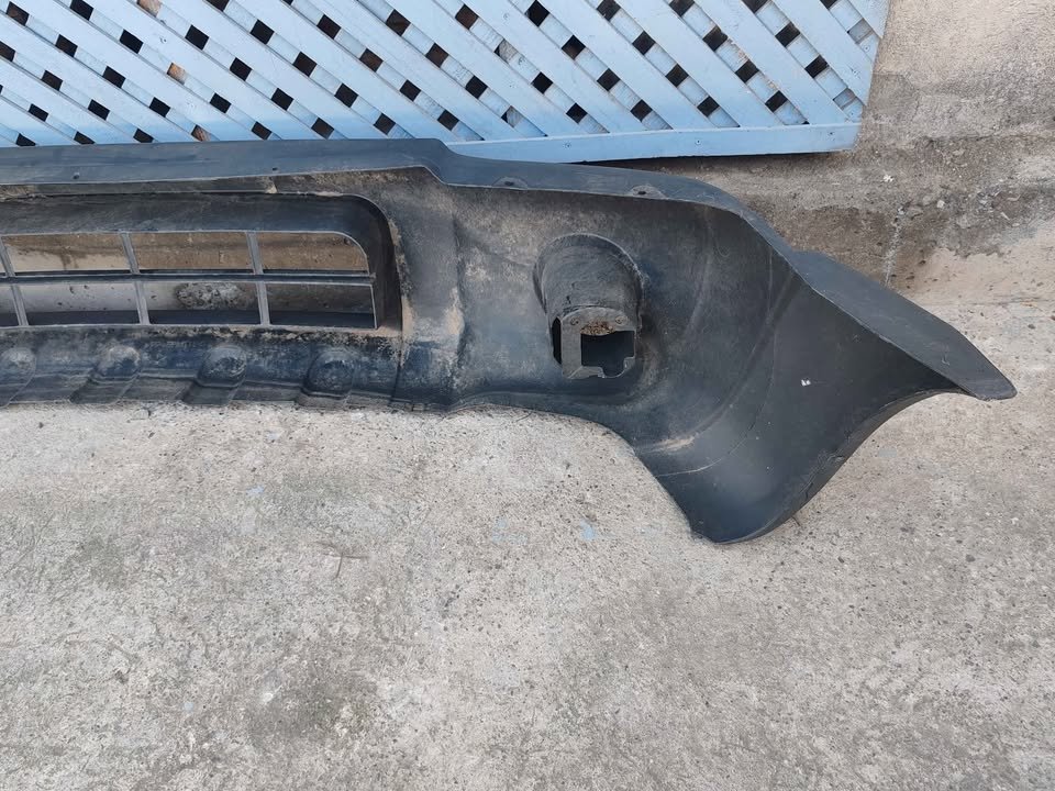 Parachoque delantero Nissan Terrano 2005 - 2014 - Imagen 6
