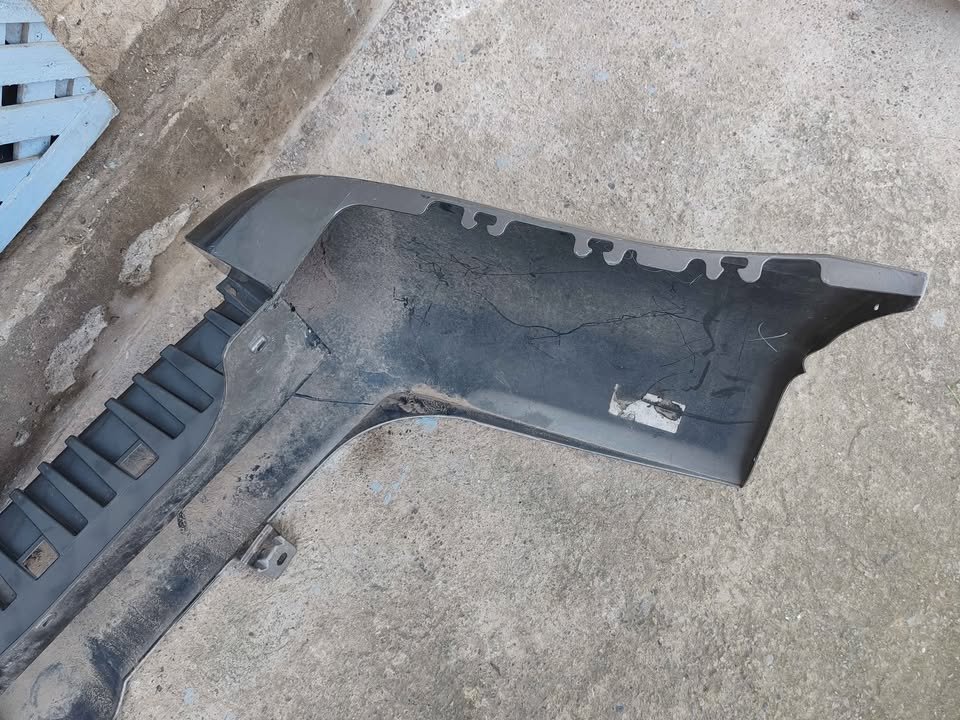 Parachoque trasero Chevrolet Tahoe 2007 - 2014 - Imagen 6