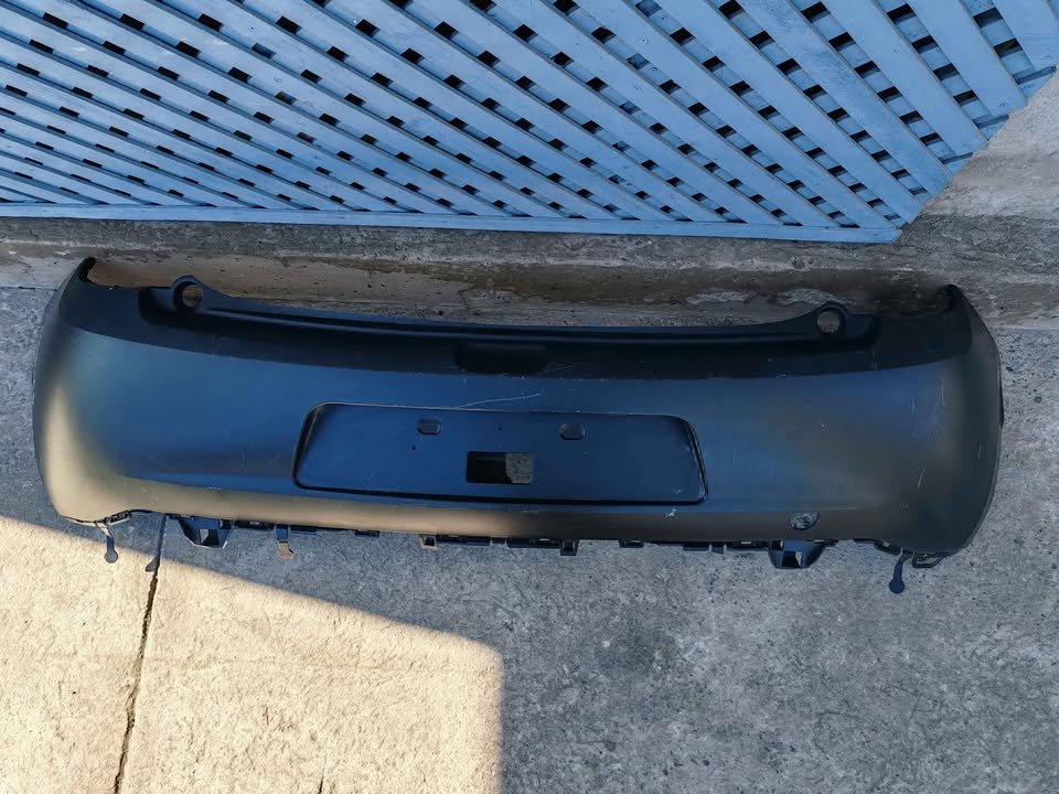 Parachoque trasero Citroen C3 2010 - 2016