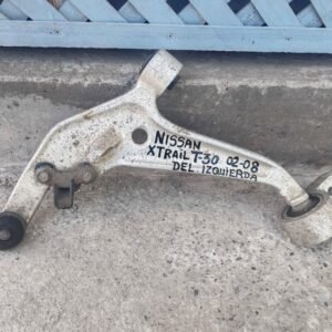 Bandeja delantera izquierda Nissan Xtrail T30 2002 - 2011