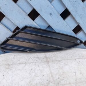 Bisel de neblinero izquierdo JAC Sunray 2016 - 2022