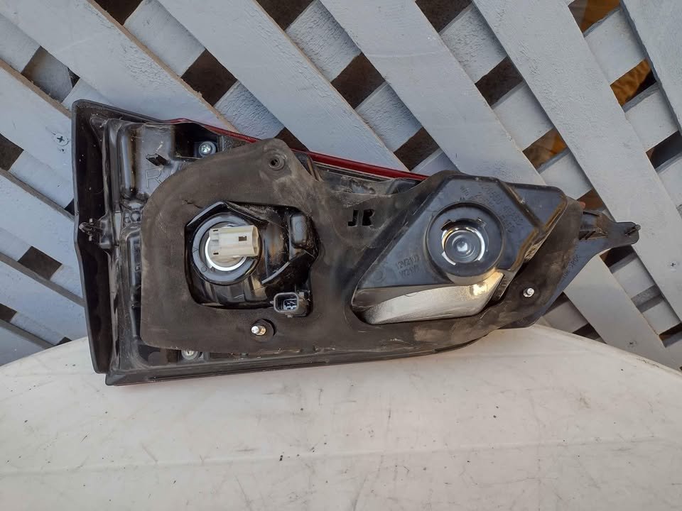 Foco trasero derecho Nissan Qashqai 2015 - 2017 - Imagen 8