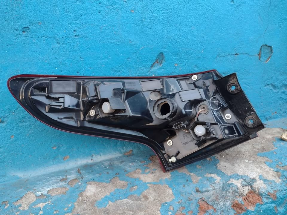 Foco trasero derecho Nissan Qashqai 2018 - 2022 - Imagen 9