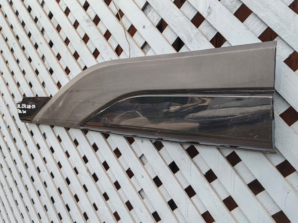 Moldura de puerta trasera derecha JAC JS8 2022 - 2024 - Imagen 4