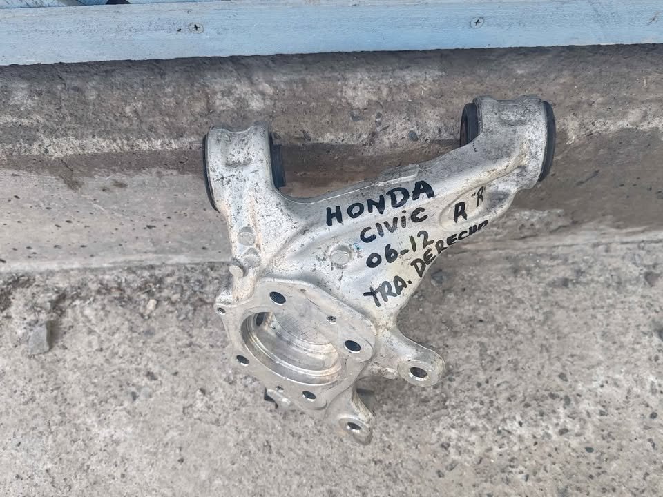 Muñón trasero derecho Honda Civic 2006 - 2012 - Imagen 2