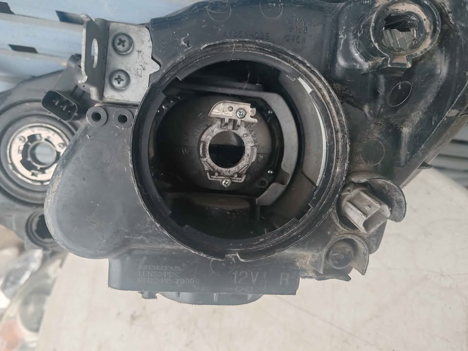 Óptico derecho Honda Legend 2004 - 2008 - Imagen 8