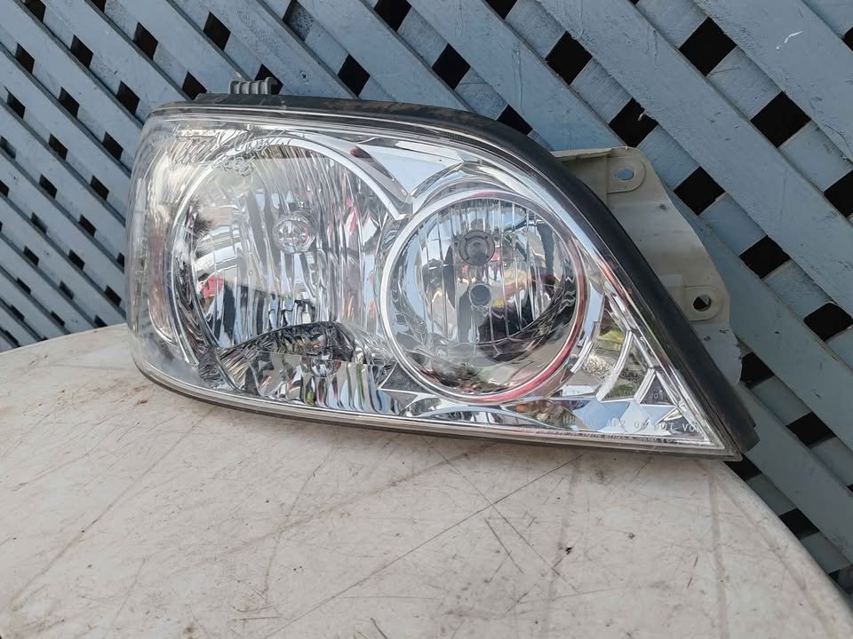 Óptico derecho Kia Carnival 2002 - 2006 - Imagen 3