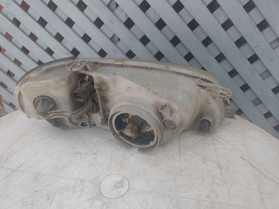 Óptico izquierdo Kia Carnival 1999 - 2002 - Imagen 7
