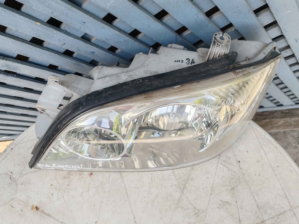 Óptico izquierdo Kia Carnival 2002 - 2006 - Imagen 5