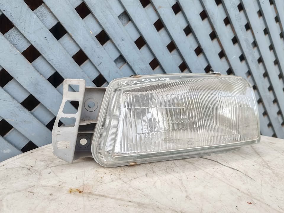 Óptico izquierdo Kia Clarus 1995 - 1998 - Imagen 2
