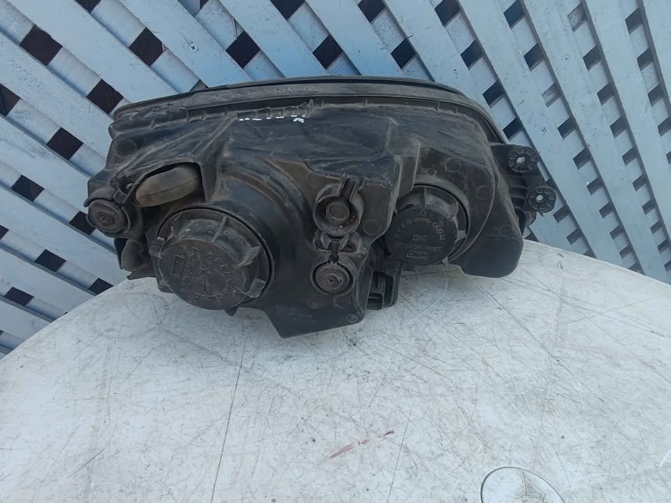 Óptico izquierdo Kia Sorento 2003 - 2006 - Imagen 5