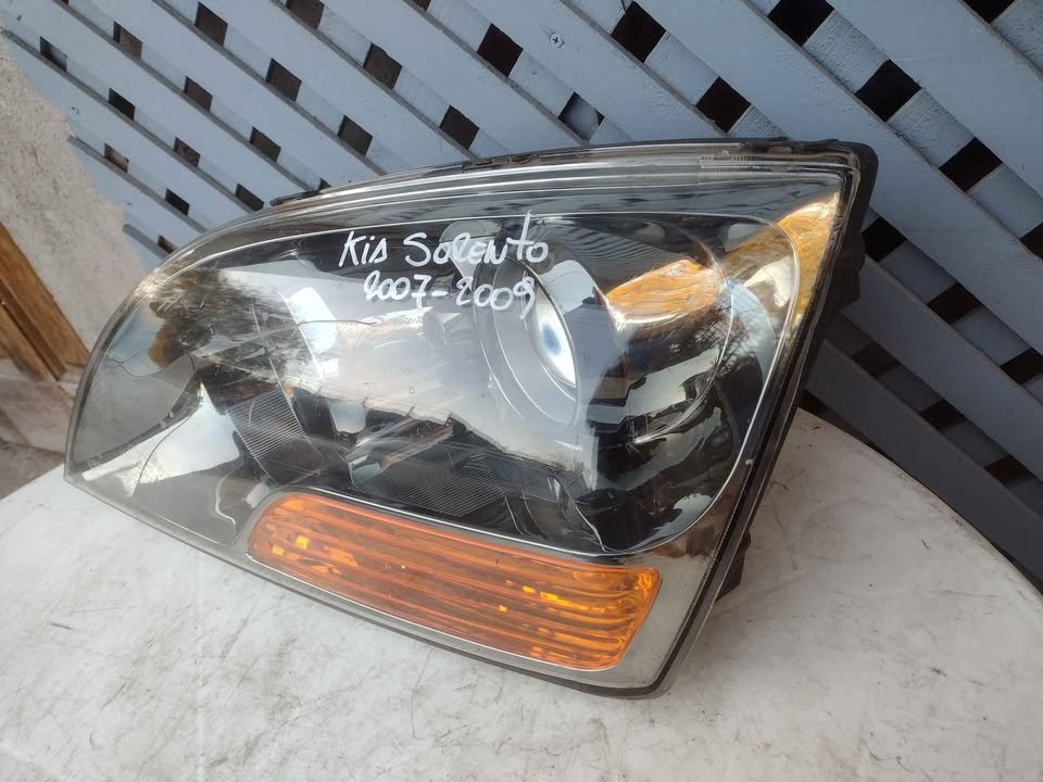 Optico izquierdo Kia Sorento 2007 - 2009 - Imagen 3