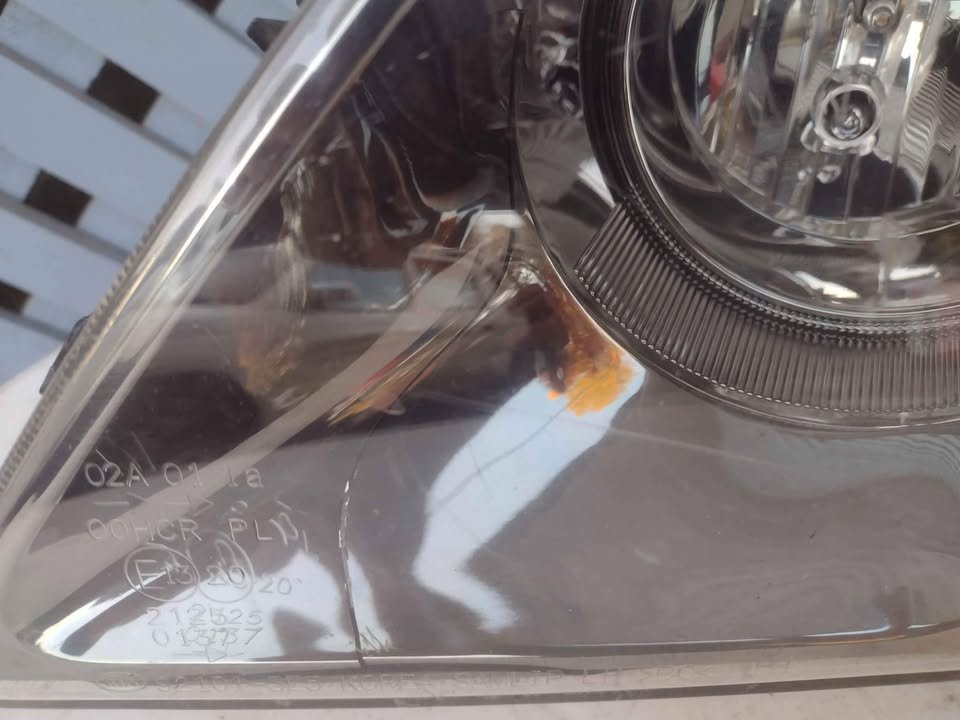 Optico izquierdo Kia Sorento 2007 - 2009 - Imagen 5