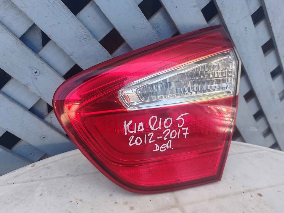 Foco trasero derecho Kia Rio 5 de portalón 2012 - 2017 - Imagen 2