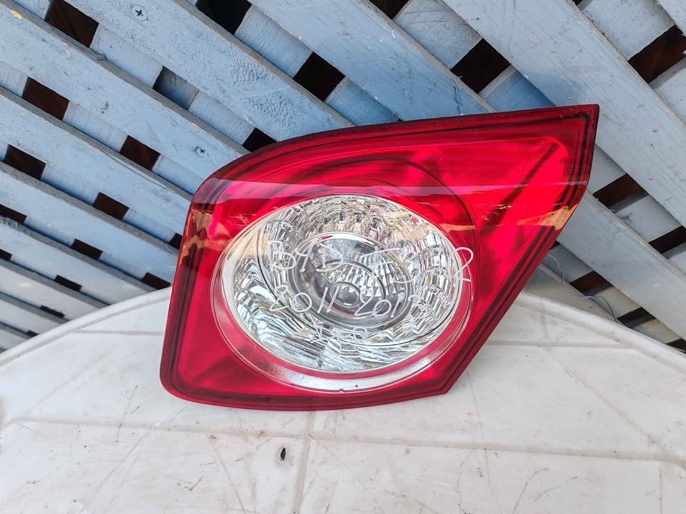 Foco trasero derecho de portalón BYD F3 R 2011 - 2013 - Imagen 2