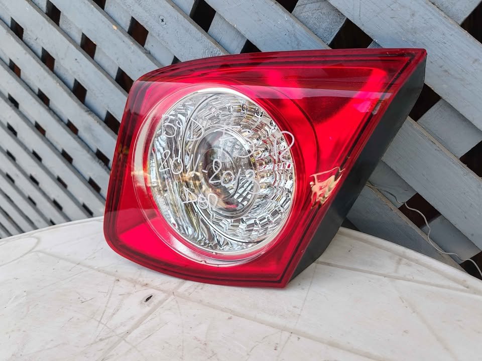 Foco trasero derecho de portalón BYD F3 R 2011 - 2013 - Imagen 3