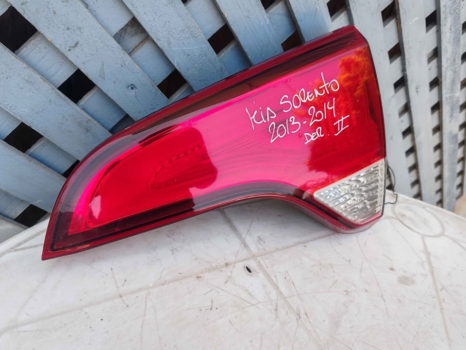 Foco trasero derecho de portalón Kia Sorento 2013 - 2014 (II) - Imagen 2